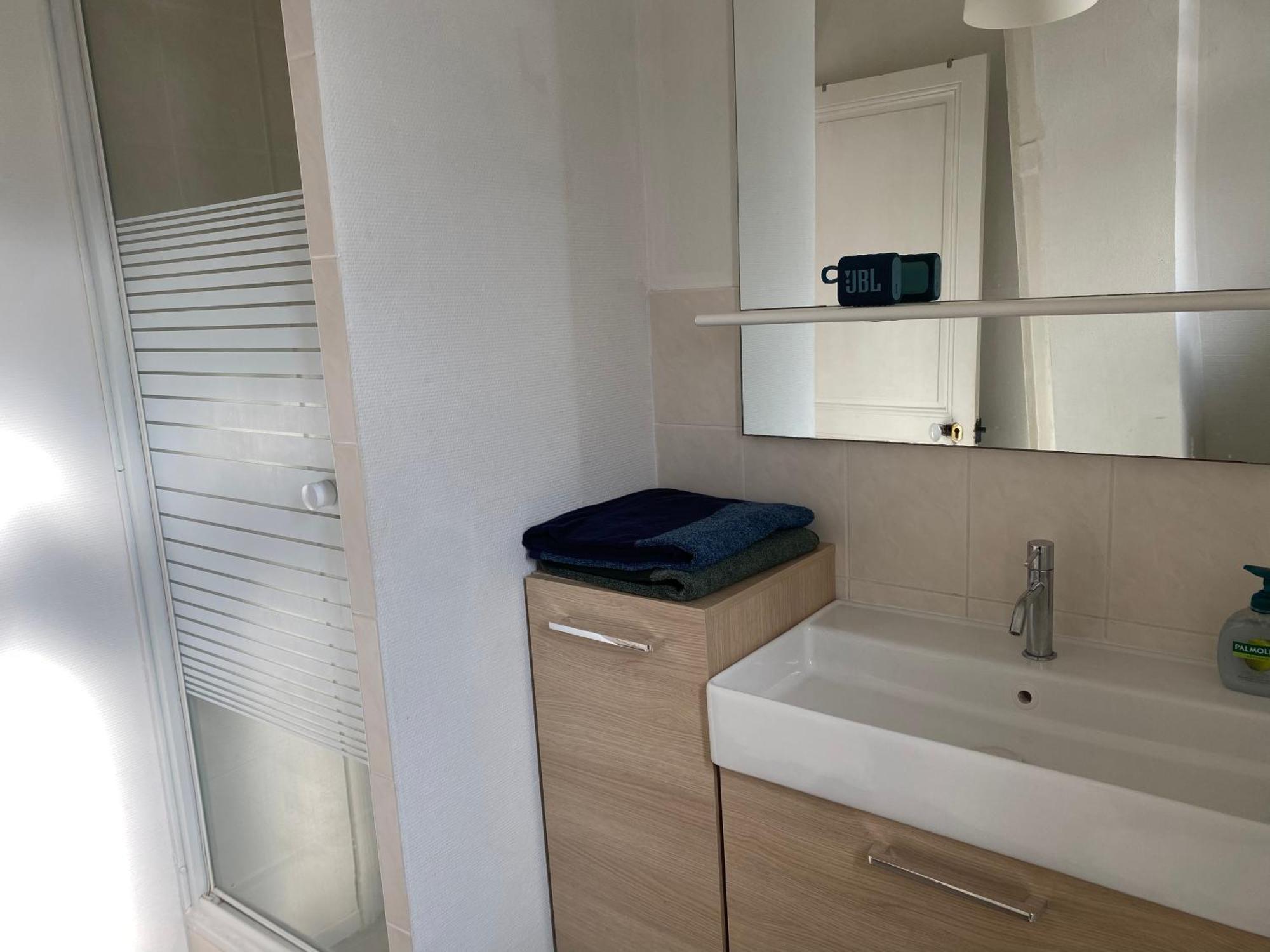 Au Cosy Garden Apartment Reims Ngoại thất bức ảnh