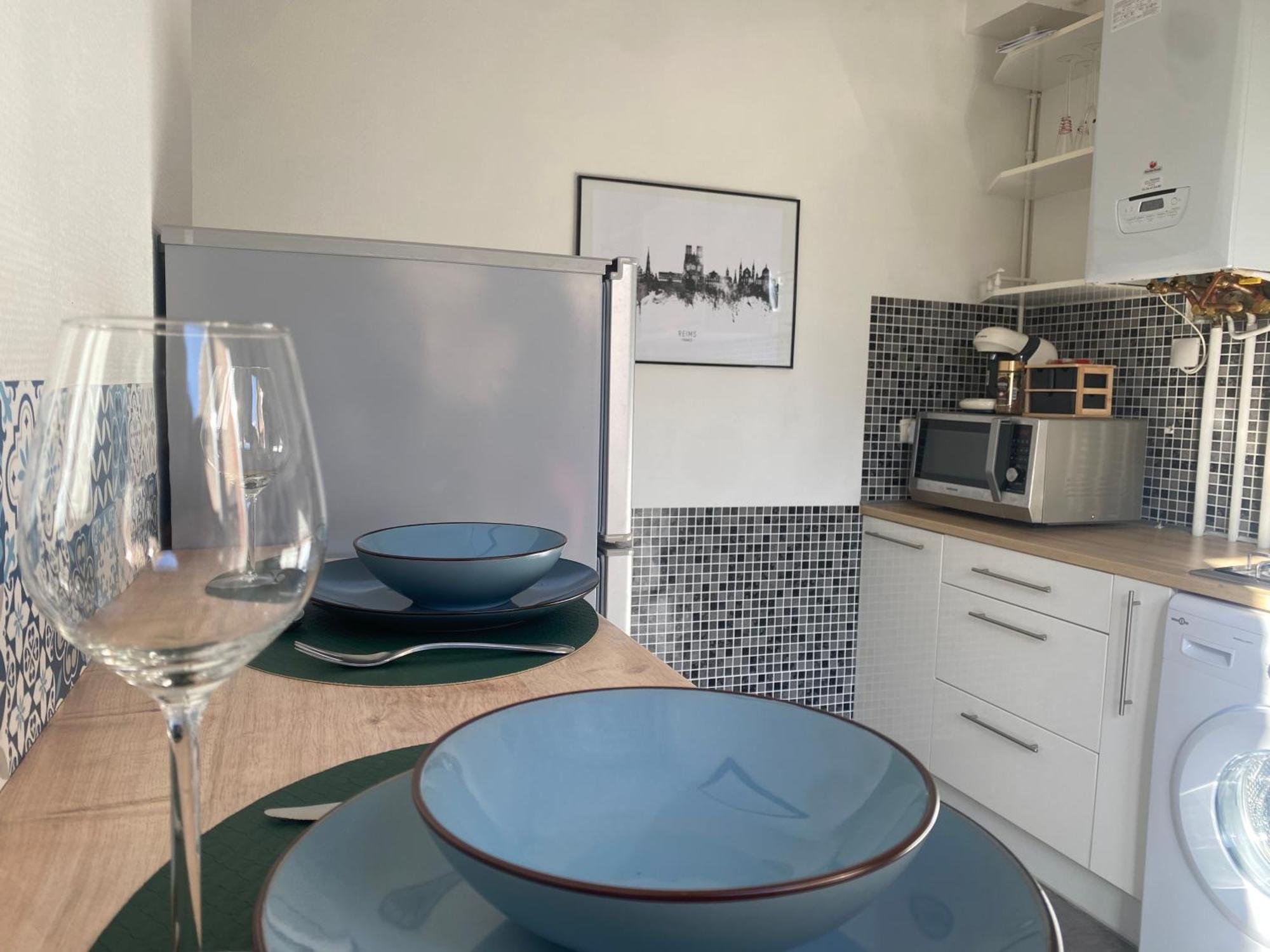 Au Cosy Garden Apartment Reims Ngoại thất bức ảnh